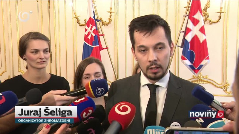 Protesty budú pokračovať