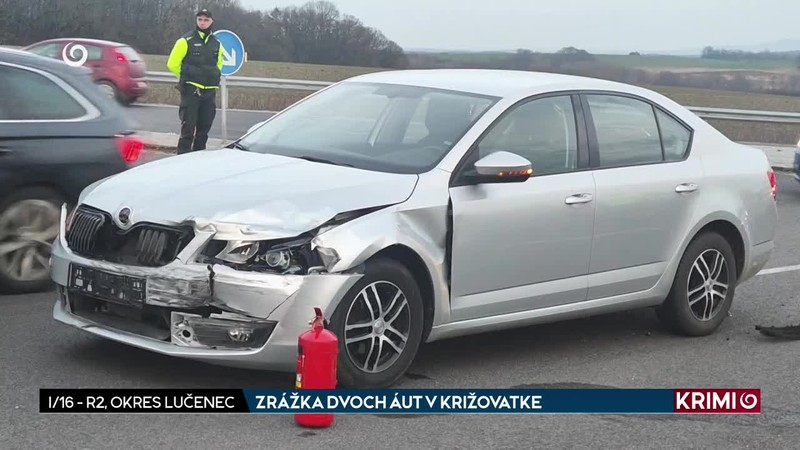 ZRÁŽKA DVOCH ÁUT V KRIŽOVATKE