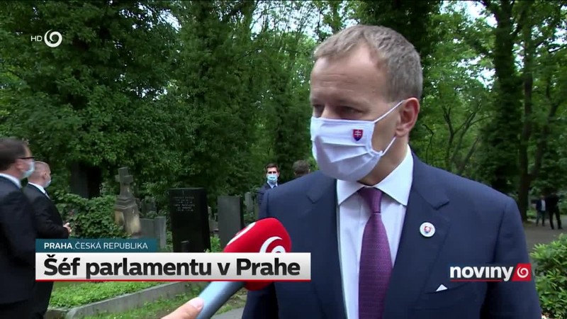 Šéf parlamentu v Prahe