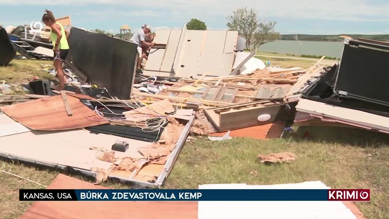 BÚRKA ZDEVASTOVALA KEMP