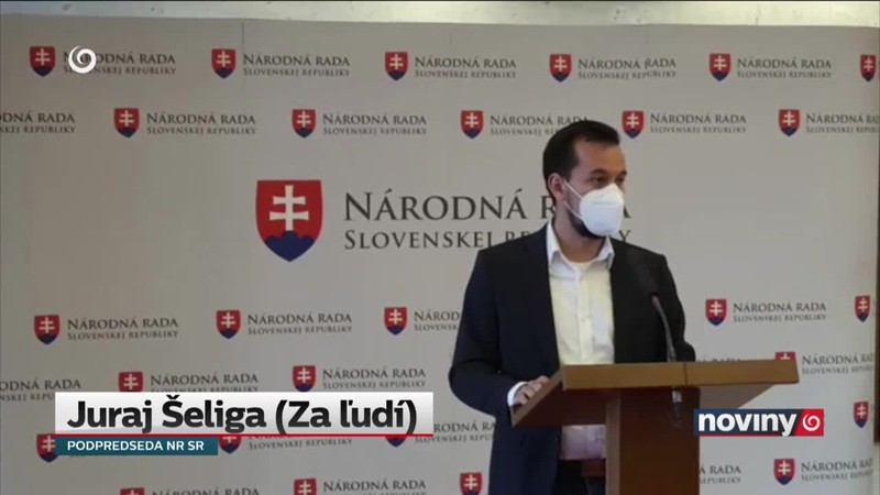 Korona odsunula rokovanie NR SR