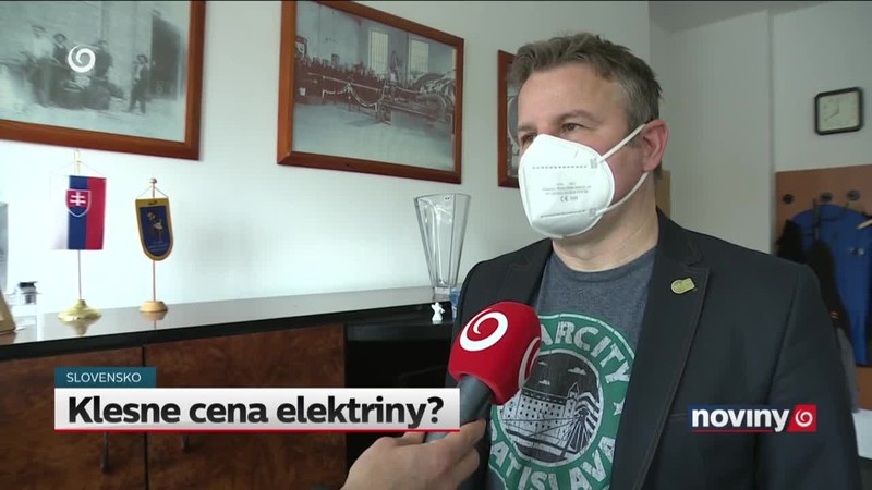Klesne cena elektriny?