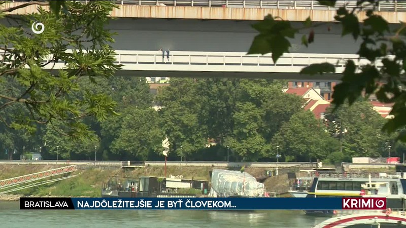 NAJDÔLEŽITEJŠIE JE BYŤ ČLOVEKOM...