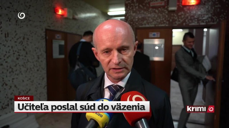 Učiteľa poslal súd do väzenia