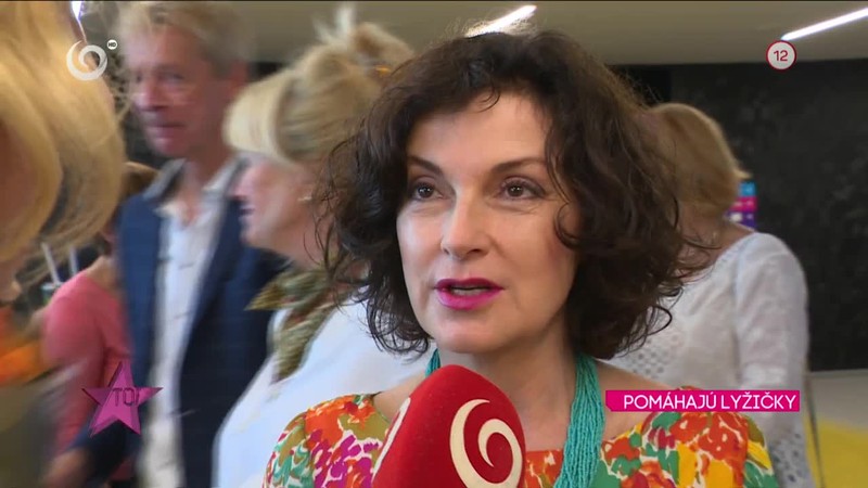 POMÁHAJÚ LYŽIČKY