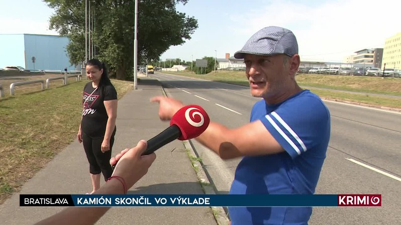 KAMIÓN SKONČIL VO VÝKLADE