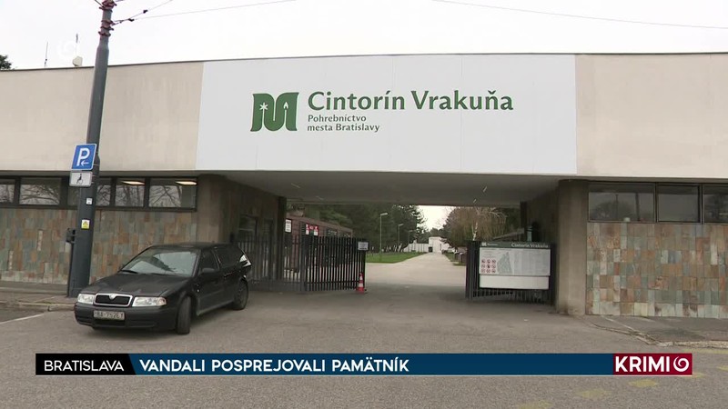 VANDALI POSPREJOVALI PAMÄTNÍK