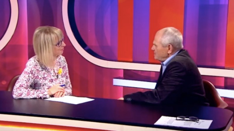 O hokejkách v politike, o kotlebovskej dileme a o Pellegriniho ministrovi