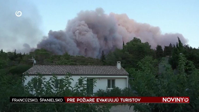 PRE POŽIARE EVAKUUJÚ TURISTOV
