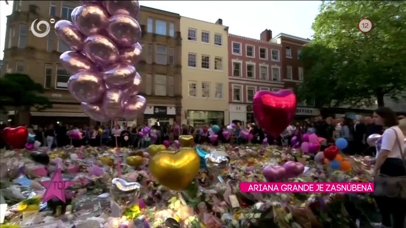 ARIANA GRANDE JE ZASNÚBENÁ