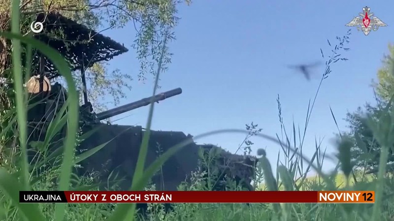 ÚTOKY Z OBOCH STRÁN