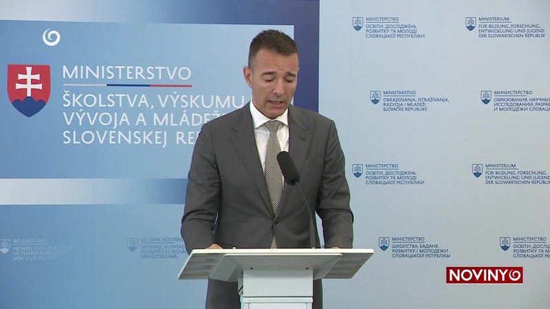 PREMIÉR NA REZORTE ŠKOLSTVA