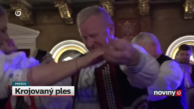 Protesty pokračujú