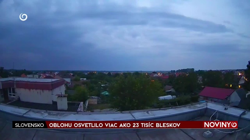 OBLOHU OSVETLILO VIAC AKO 23 TISÍC BLESKOV