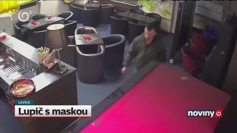 Lupič s maskou