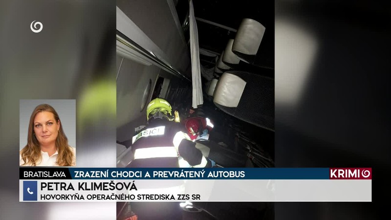 ZRAZENÍ CHODCI A PREVRÁTENÝ AUTOBUS