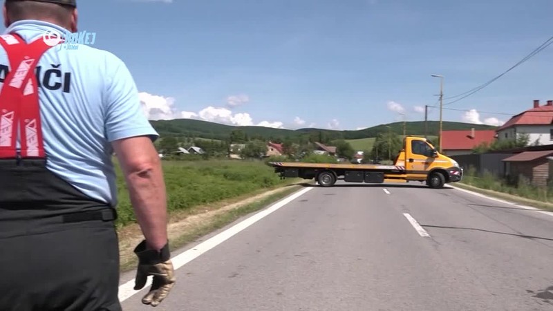 VÁŽNA NEHODA DVOCH ÁUT