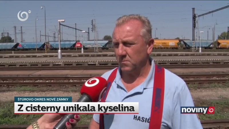 Z cisterny unikala kyselina