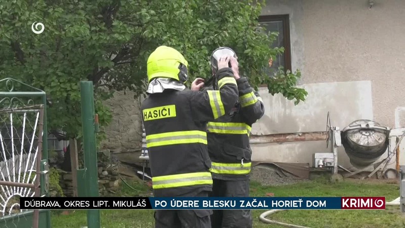 PO ÚDERE BLESKU ZAČAL HORIEŤ DOM