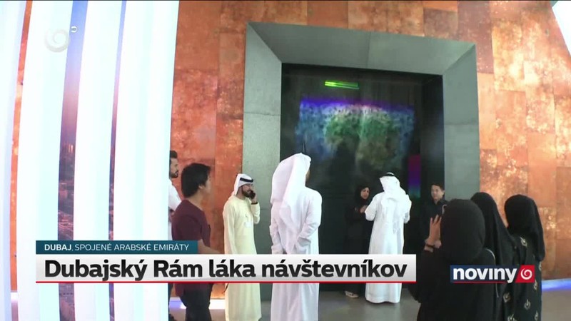 Dubajský Rám láka návštevníkov