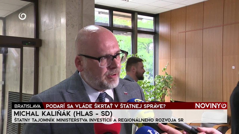 PODARÍ SA VLÁDE ŠKRTAŤ V ŠTÁTNEJ SPRÁVE?