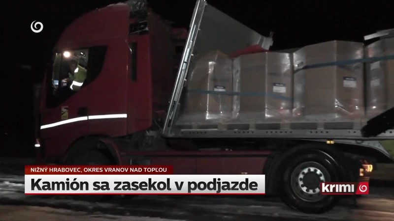 Kamión sa zasekol v podjazde