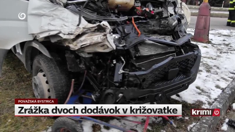 Zrážka dvoch dodávok v križovatke