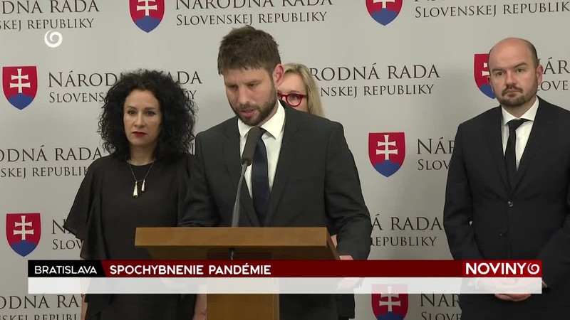 SPOCHYBNENIE PANDÉMIE