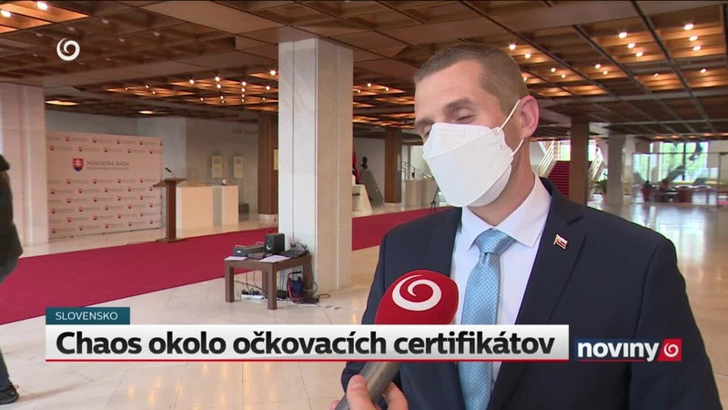 Chaos okolo očkovacích certifikátov