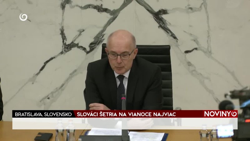 SLOVÁCI ŠETRIA NA VIANOCE NAJVIAC