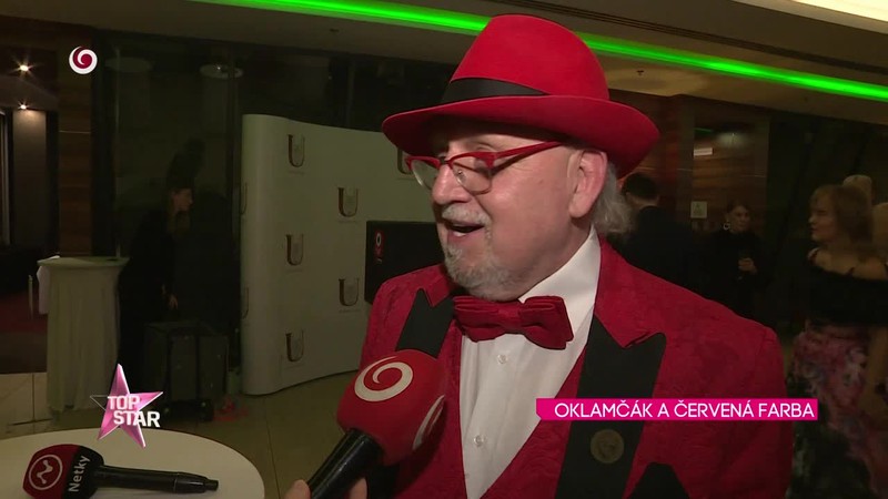 OKLAMČÁK A ČERVENÁ FARBA