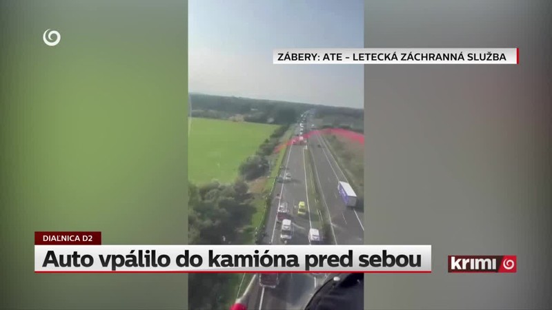 Auto vpálilo do kamióna pred sebou