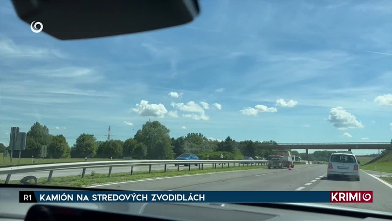 KAMIÓN NA STREDOVÝCH ZVODIDLÁCH