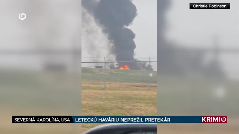 ÚTOK NOŽOM V METRE