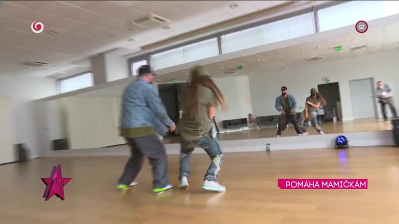 Anna Strike POMÁHA MAMIČKÁM