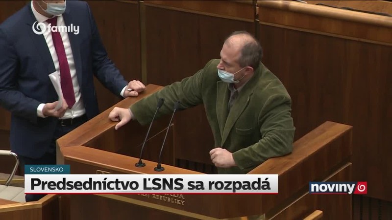 Predsedníctvo ĽSNS sa rozpadá