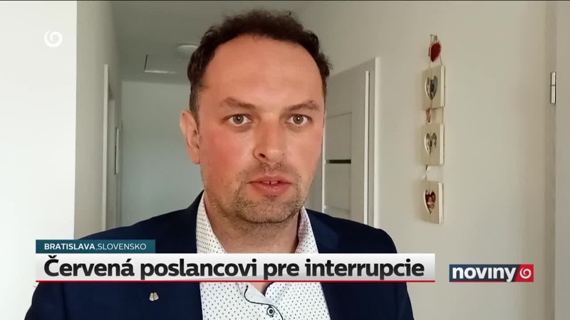 Červená poslancovi pre interrupcie