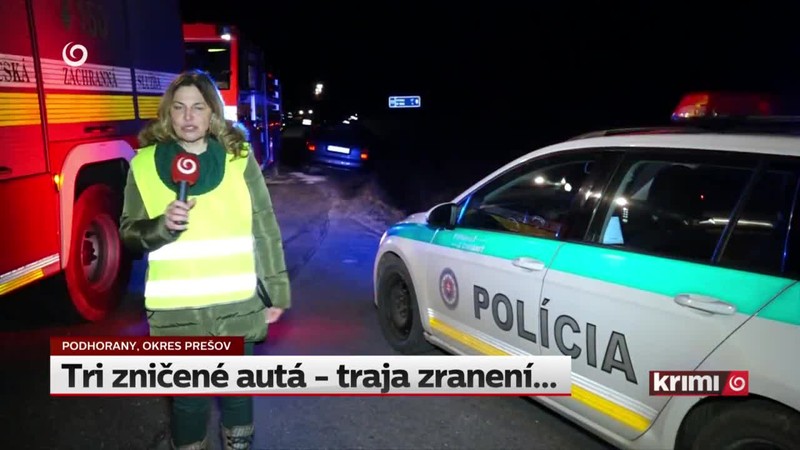 Tri zničené autá - traja zranení...