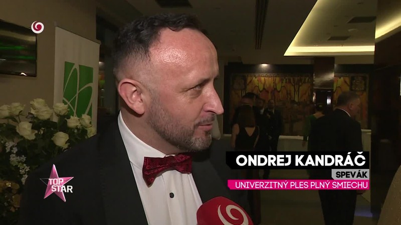 UNIVERZITNÝ PLES PLNÝ SMIECHU