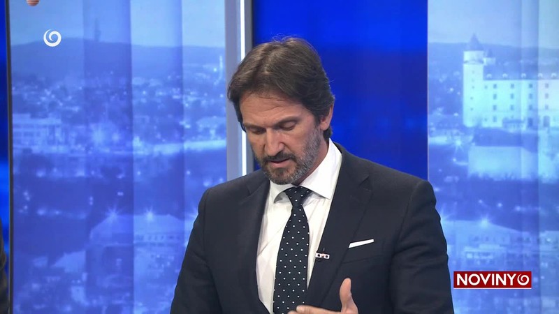 KALIŇÁK: POTREBUJEME OBRANNÉ, NIE BOJOVÉ VRTUĽNÍKY