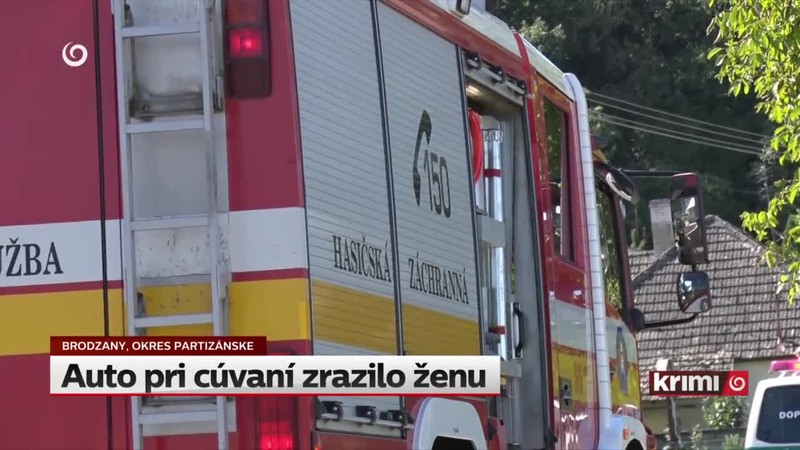 Auto pri cúvaní zrazilo ženu