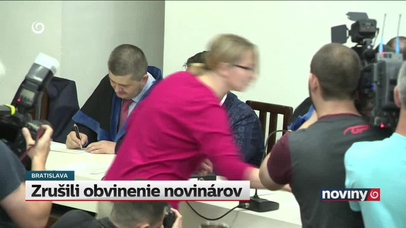 Zrušili obvinenie novinárov