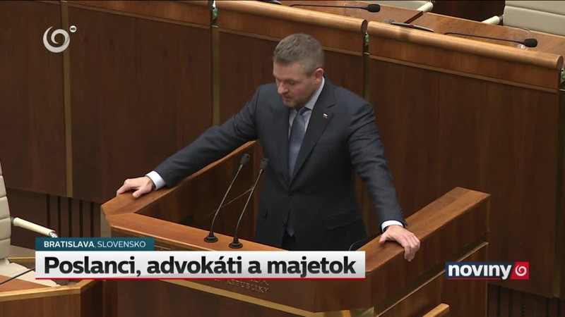 Poslanci, advokáti a majetok