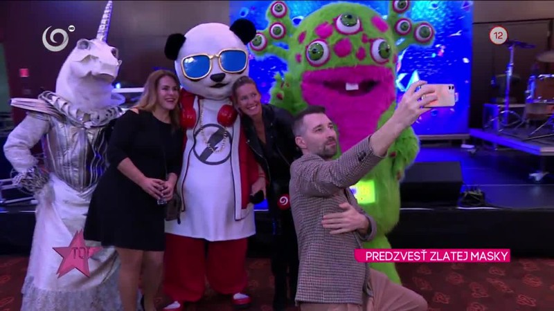 PREDZVESŤ ZLATEJ MASKY