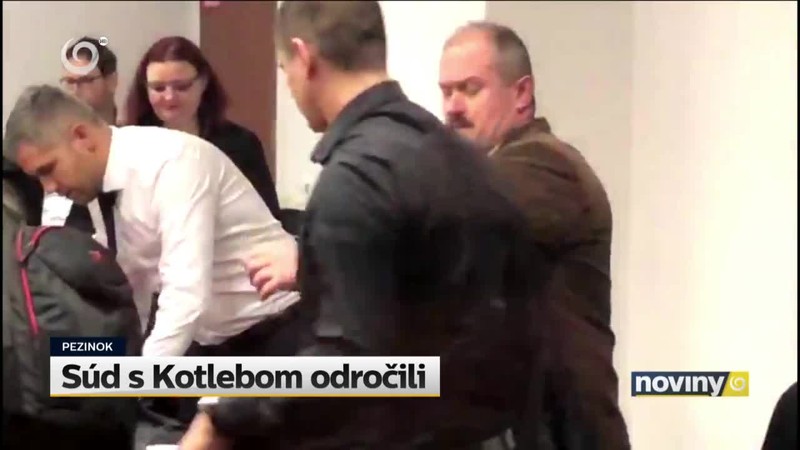 Súd s Kotlebom odročili