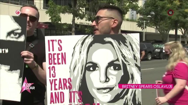 BRITNEY SPEARS OSLAVUJE