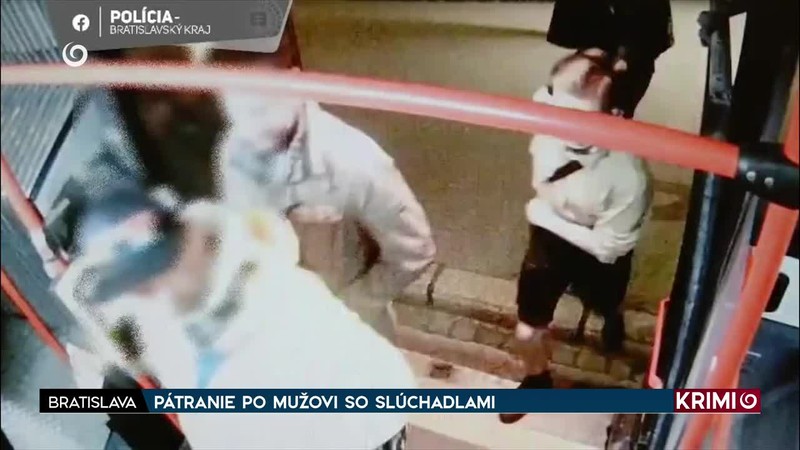 PÁTRANIE PO MUŽOVI SO SLÚCHADLAMI