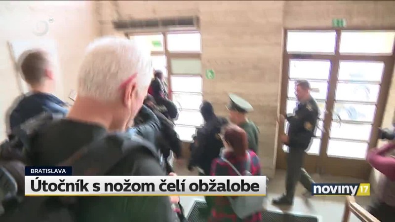 Útočník s nožom čelí obžalobe