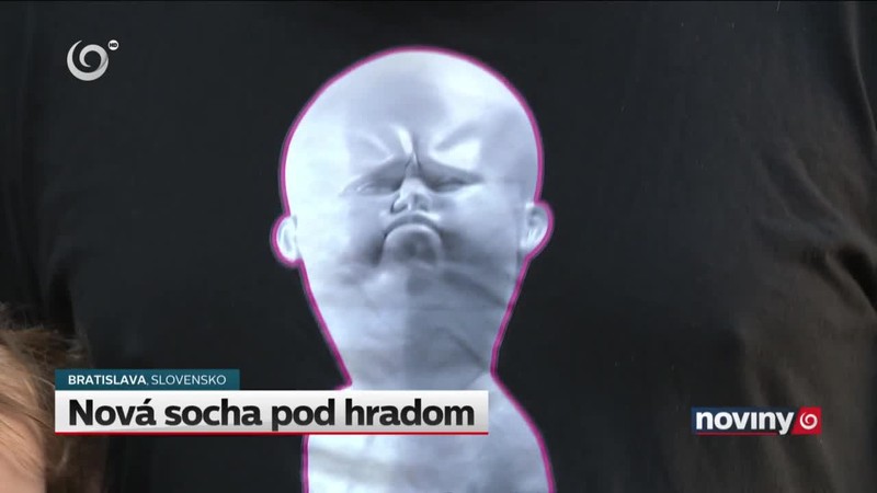 Nová socha pod hradom