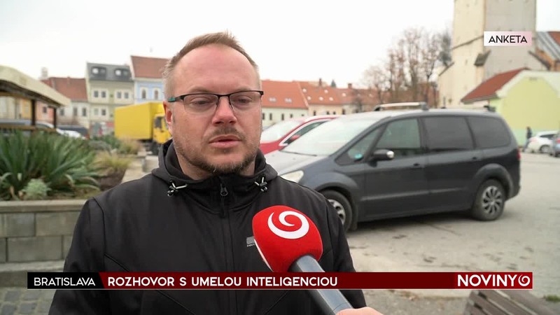 ROZHOVOR S UMELOU INTELIGENCIOU